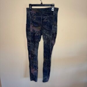 Lululemon Speed Up Tight *Full-On Luxtreme 28" Radiant Multi. Size 6